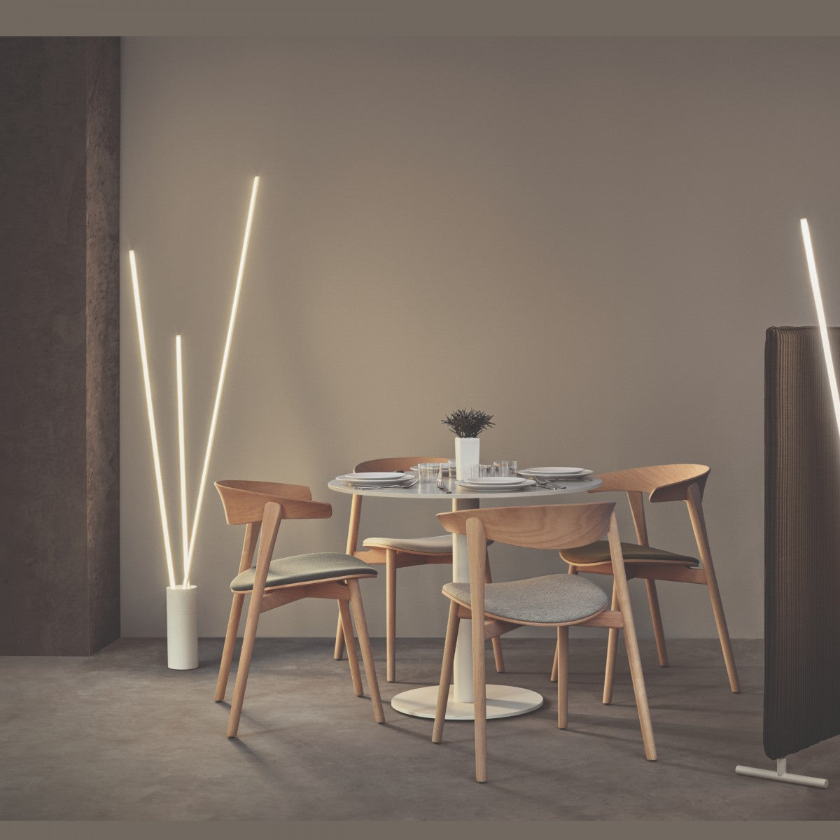 Lampadar VERTICE TRIO