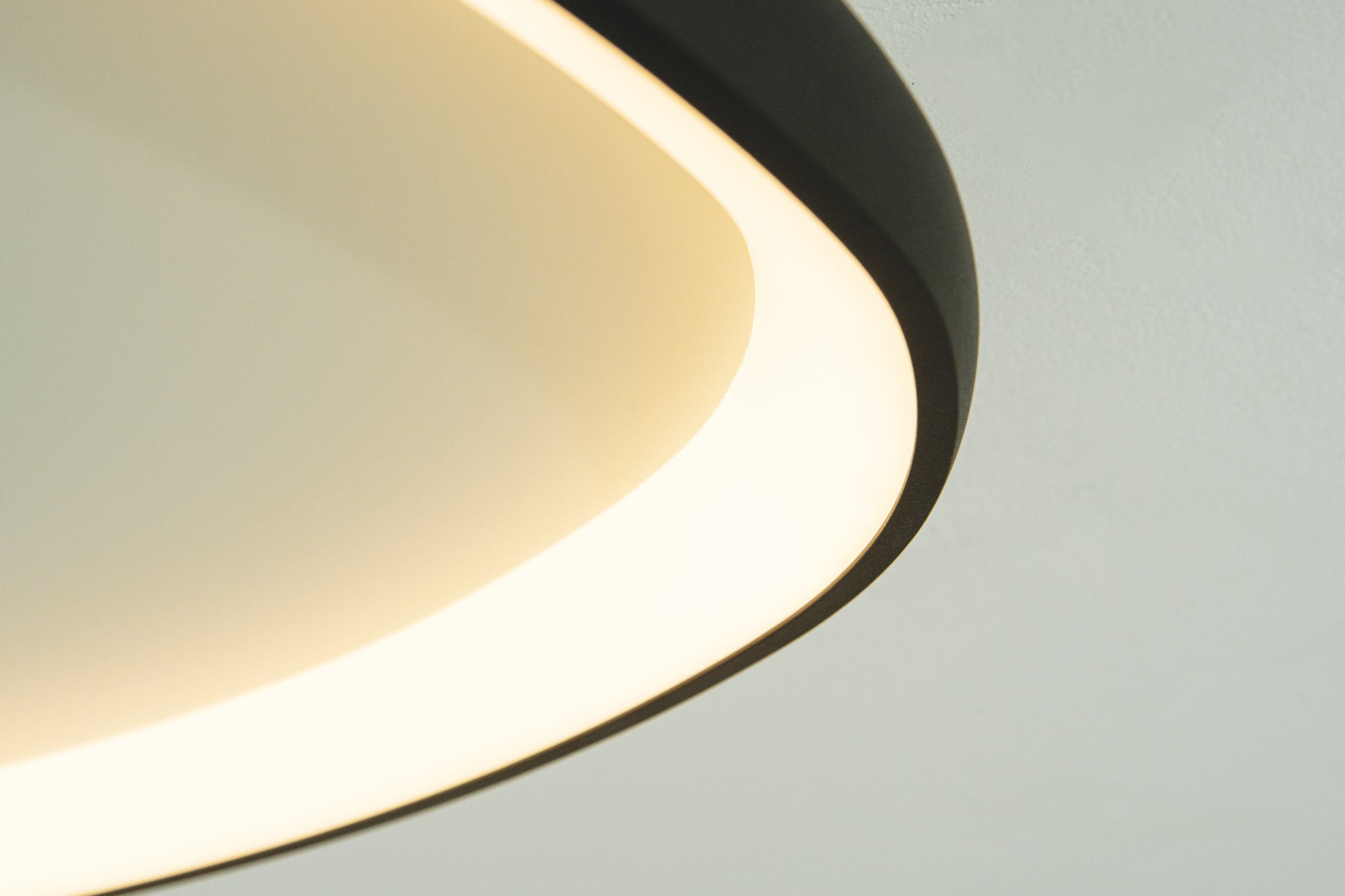 Plafoniera dimabila VELIRA 32W