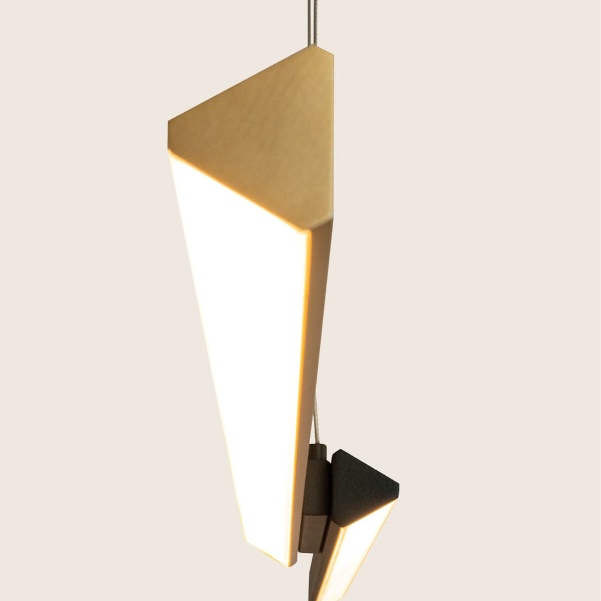 Lampa suspendata LARET BLACK/BRASS