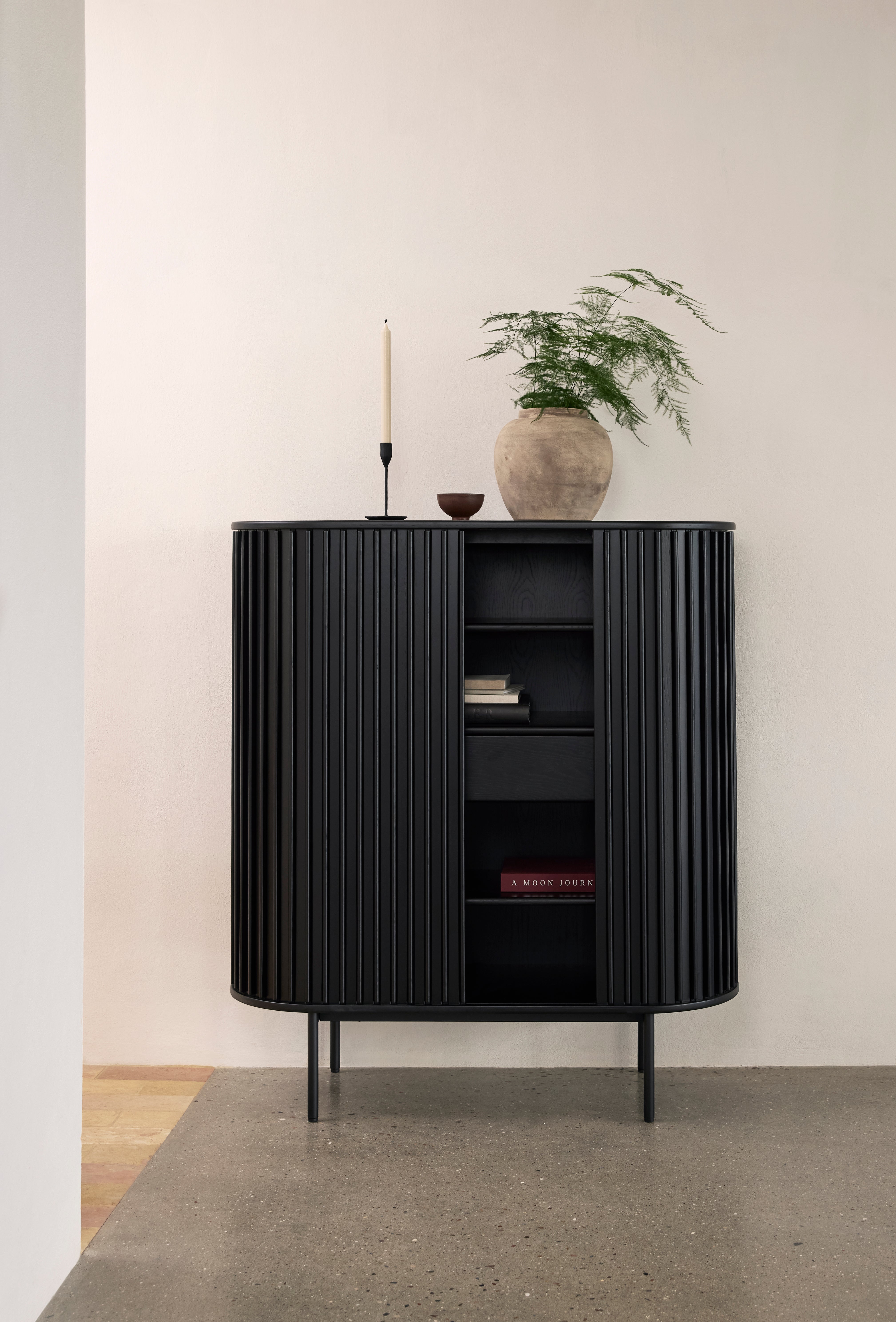Cabinet NUBA BLACK 110 x 45 x 125 CM