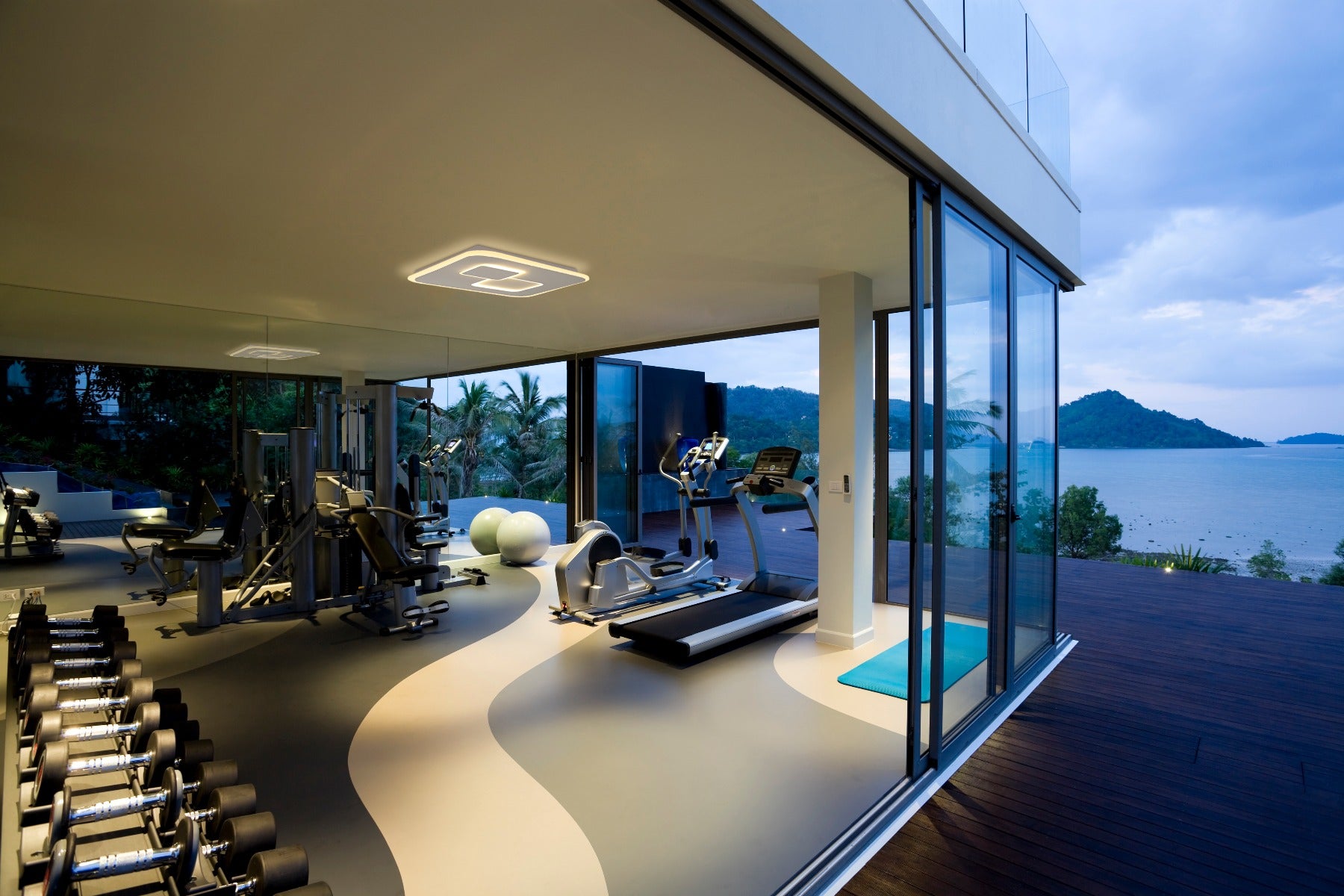 Plafoniera cu telecomandă UDINE