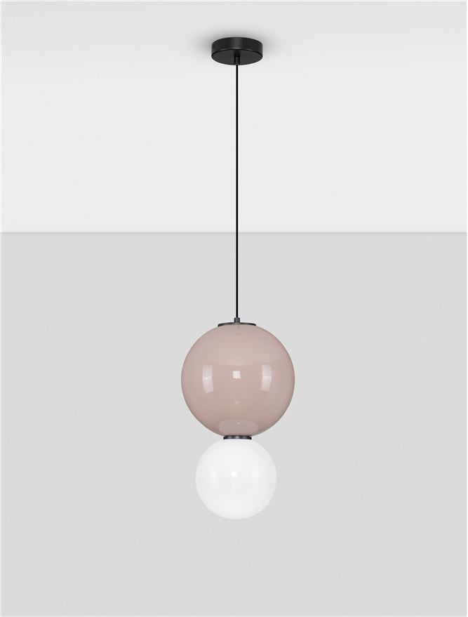 Lampa suspendata NOESIS