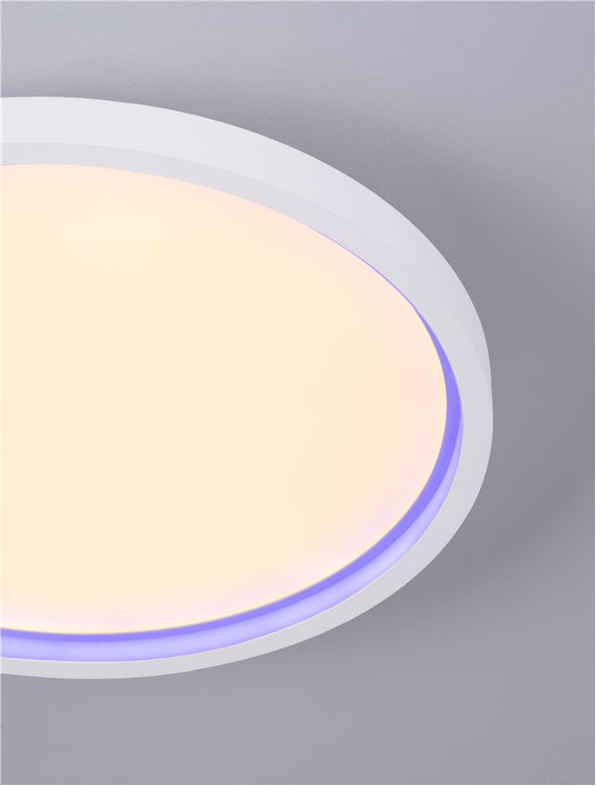 Plafoniera cu telecomanda CHET