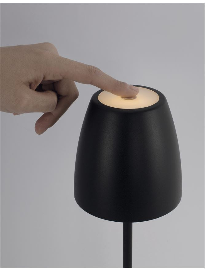 Lampa de masa portabila COLT