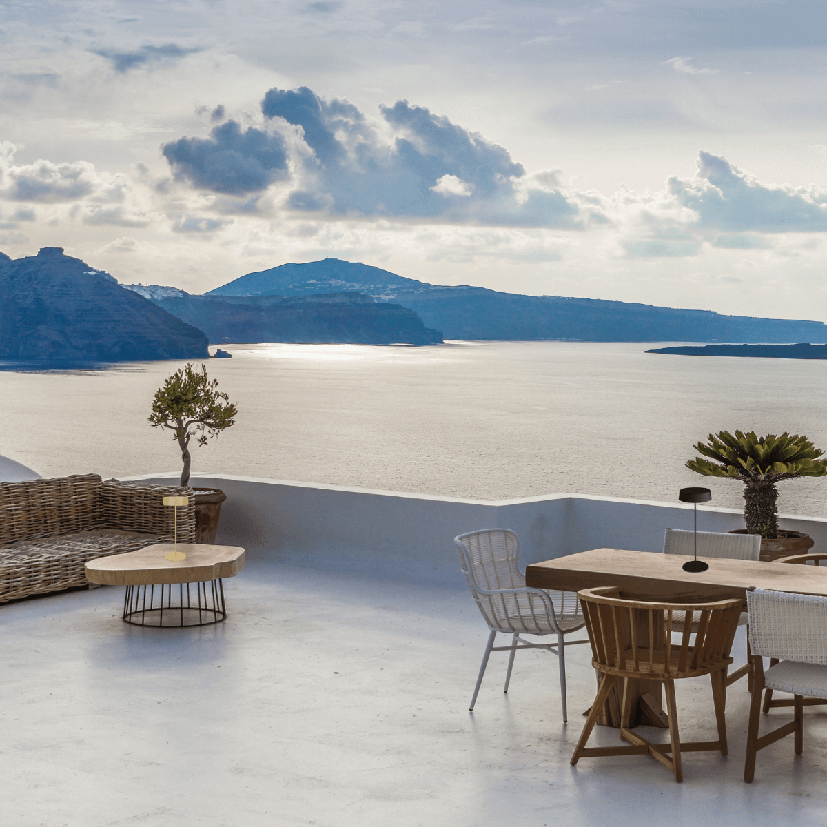 Lampa de masa portabila MAVROM