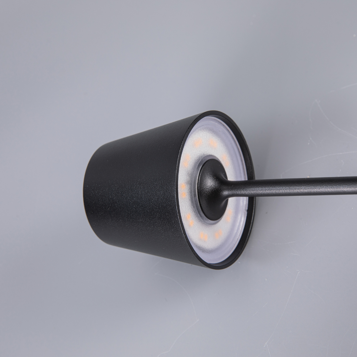 Lampa de masa portabila CARPEM