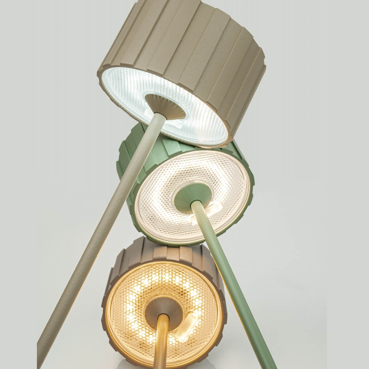 Lampa de masa portabila ZELER