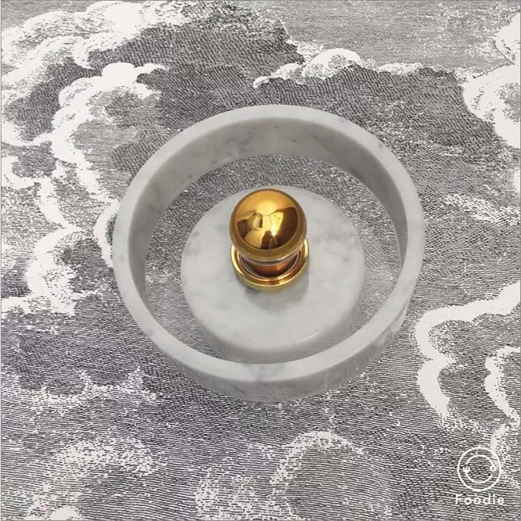 Aplica de perete APACO