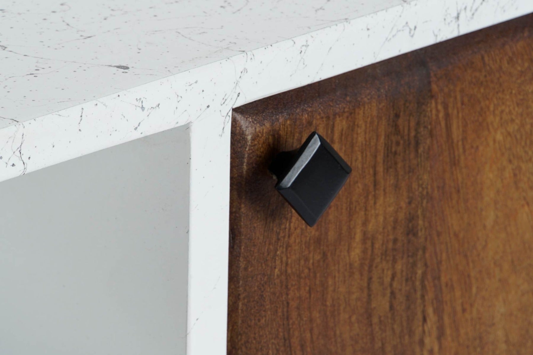 Comoda TV ARLAND 135 x 35 x 51 CM