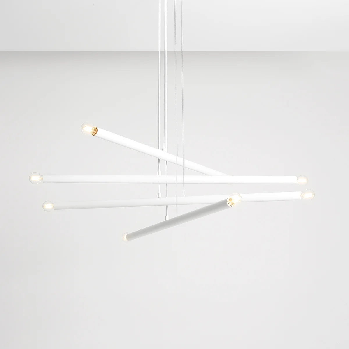 Lampa suspendata CYANA L8