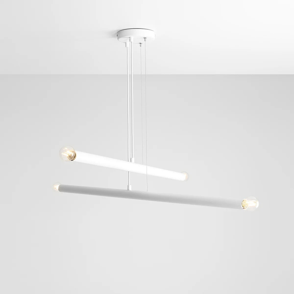 Lampa suspendata CYANA L4