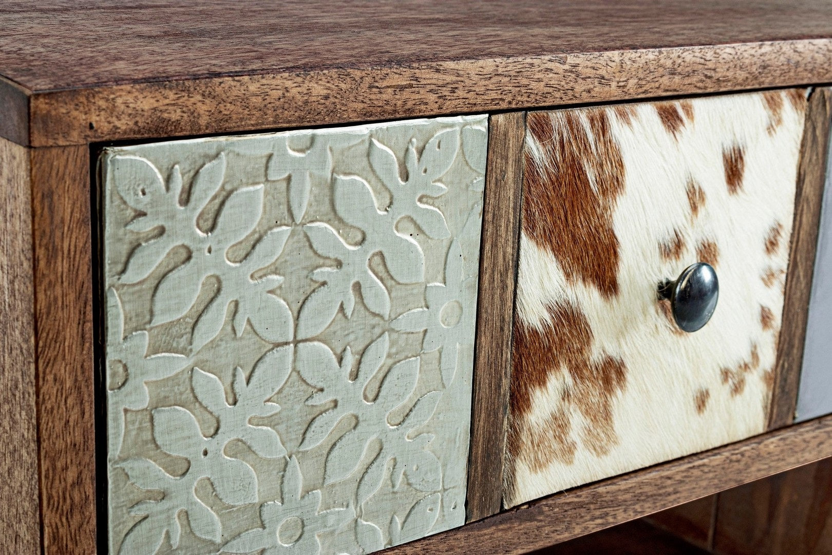 Comoda DHAVAL 140 x 40 x 48 CM