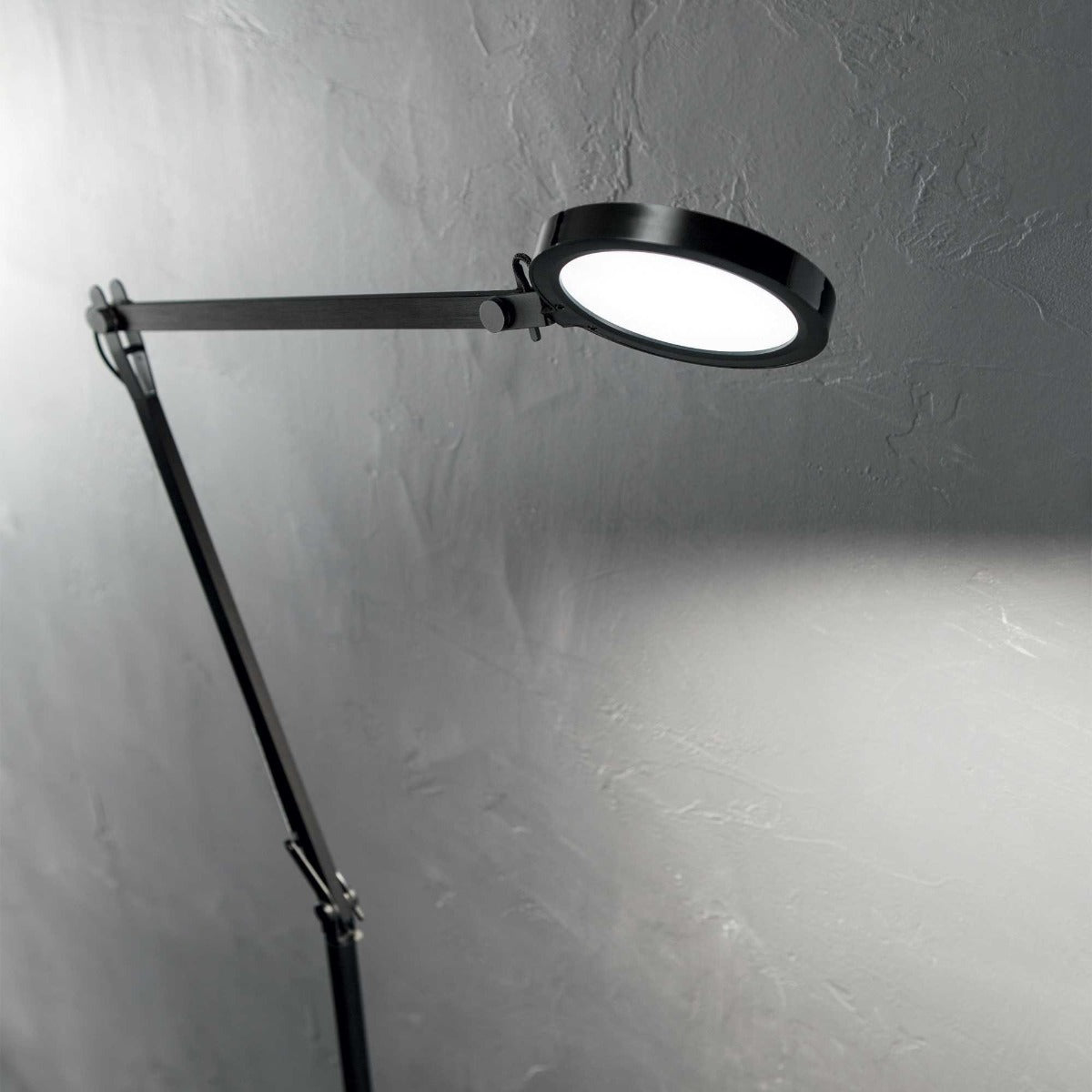 Lampadar DOMIZIANO