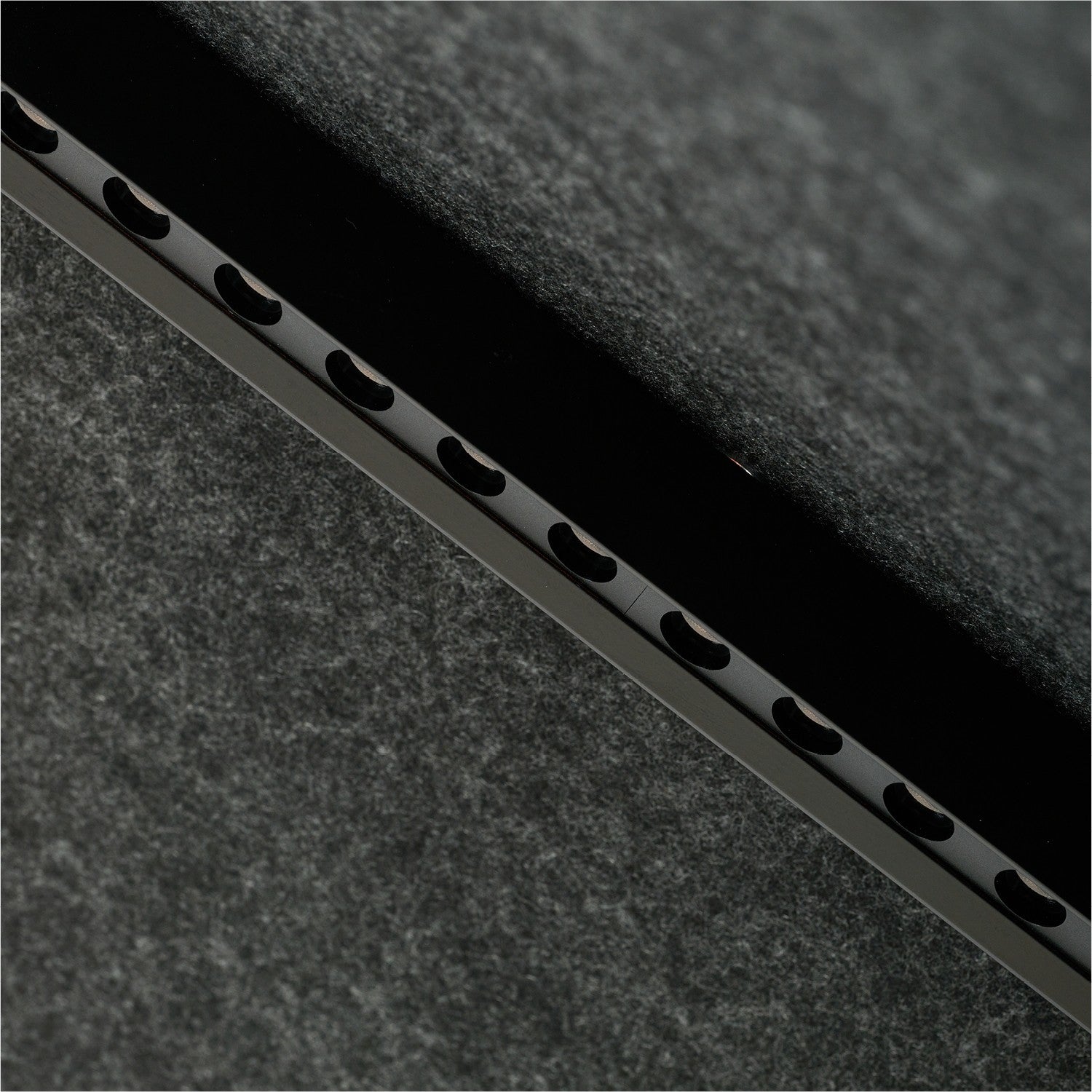 Lampa suspendata dimabila FELTRO