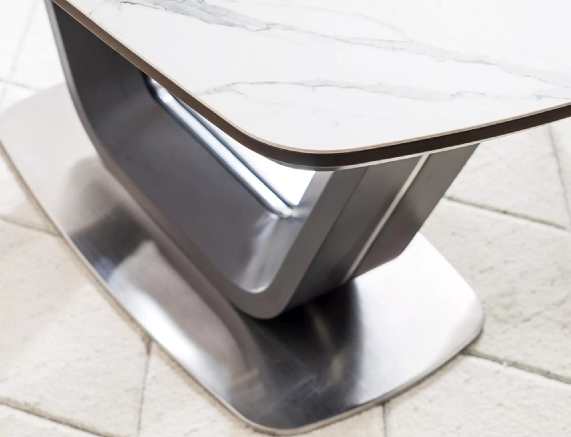 Masă extensibilă HELGA BLACK 160(220) x 90 CM