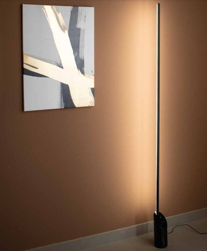 Lampadar dimabil HALSELV BLACK