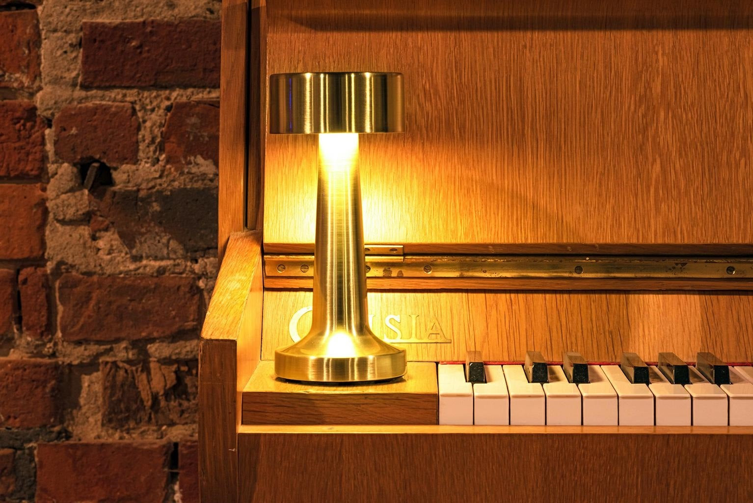 Veioza dimabila LANARK GOLD