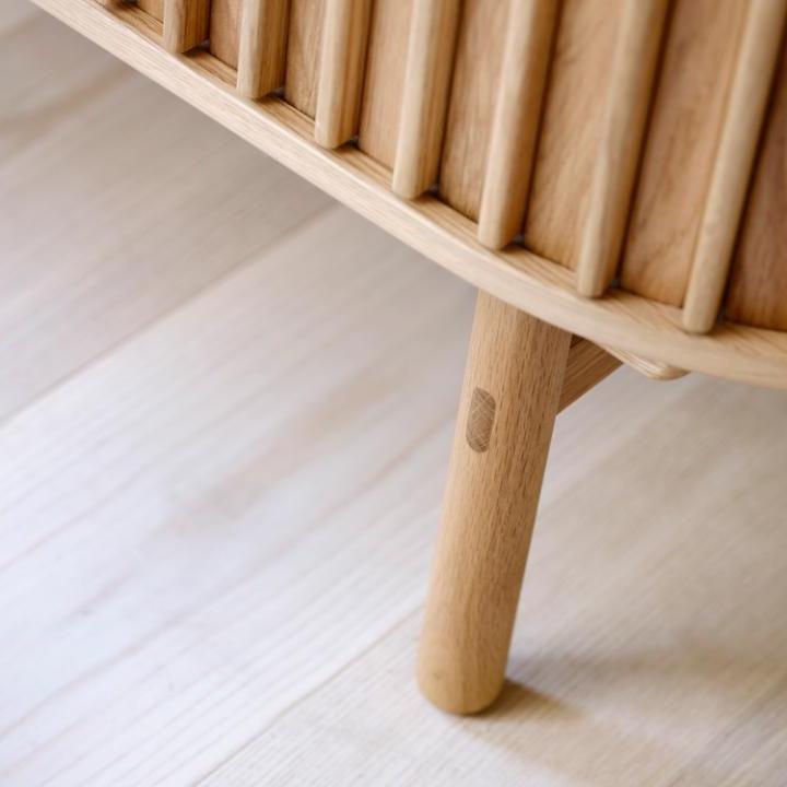 Cabinet NUBE OAK 110 x 45 x 125 CM