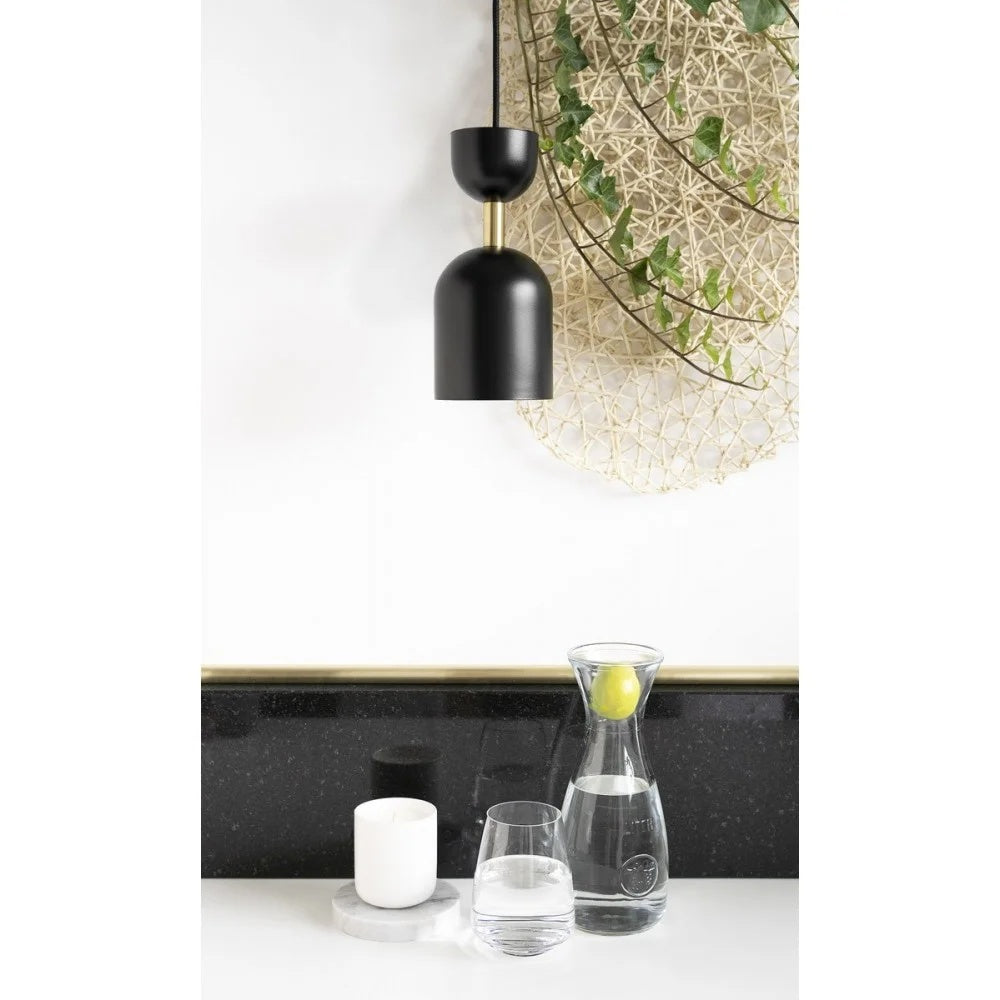Lampă suspendată SORVIK — Negru / alamă