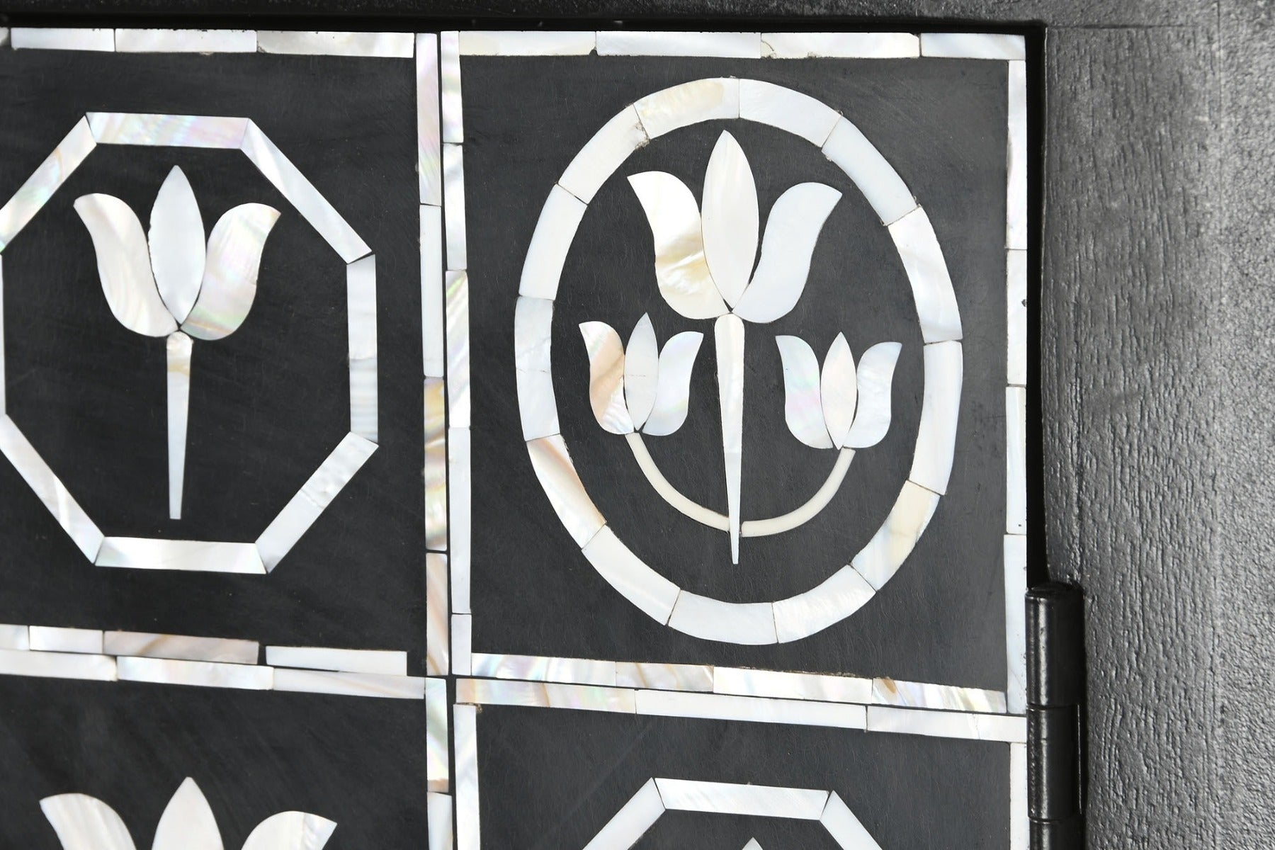 Cabinet de vinuri PIERO BONES 80 x 40 x 153 CM