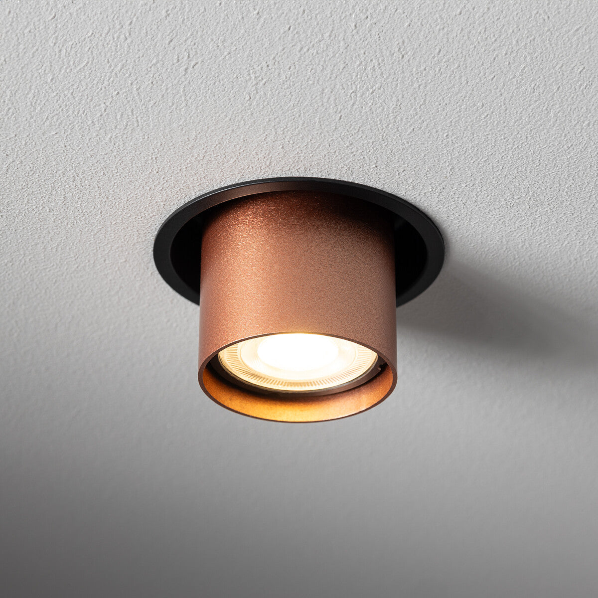 Spot incastrat MIRNAS BLACK SLIDE