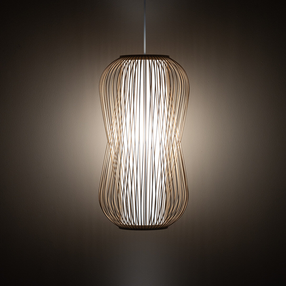 Lampa suspendata POCAL L