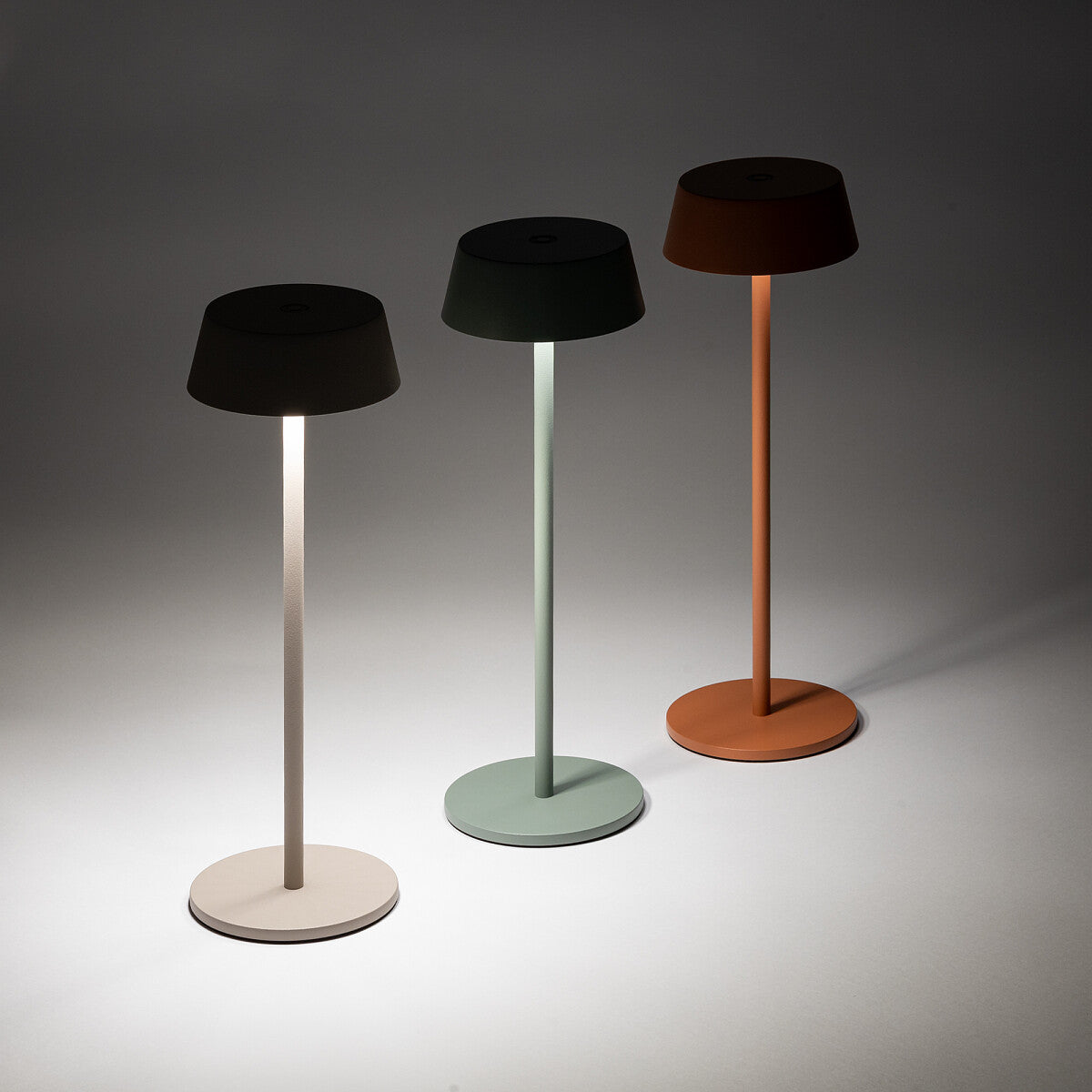 Lampa de masa portabila ANIS