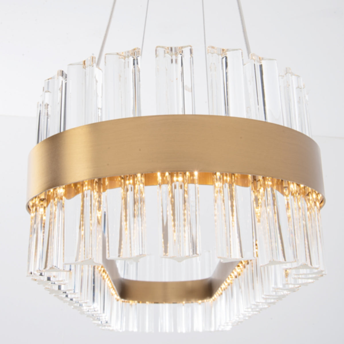 Lampa suspendata dimabila VANTALO