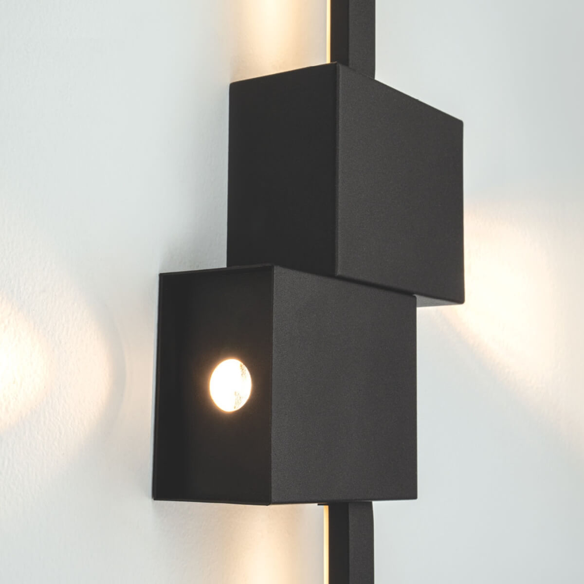 Aplica de perete ERGON