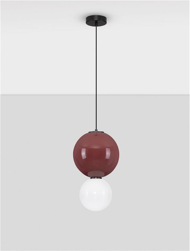 Lampa suspendata NOESIS