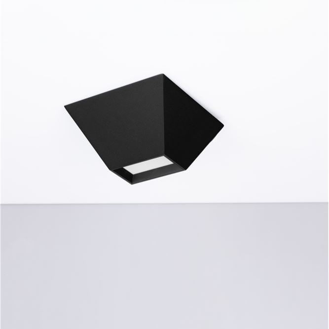 Spot aplicat OUTOPIA