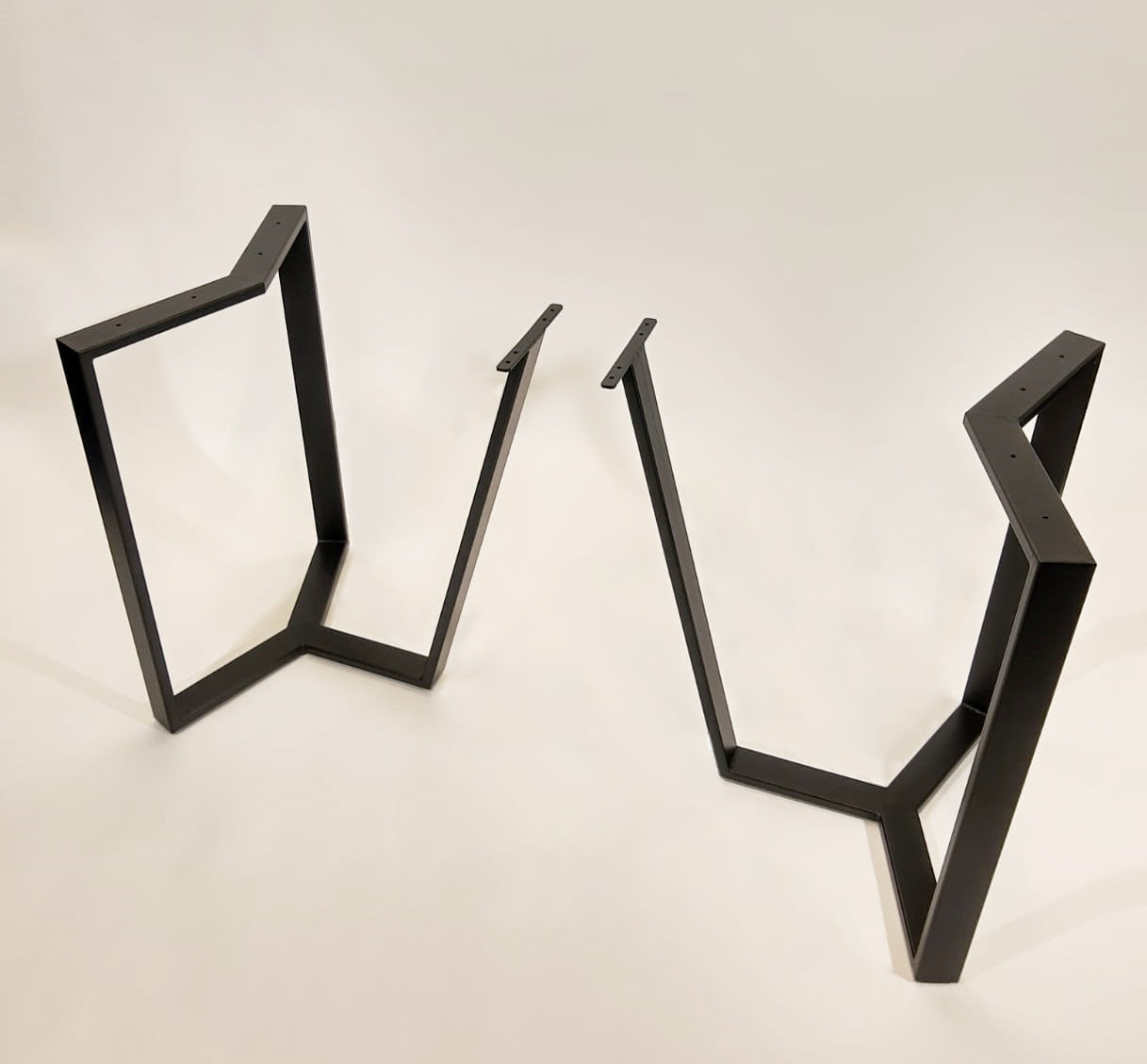 Set picioare masa APIS