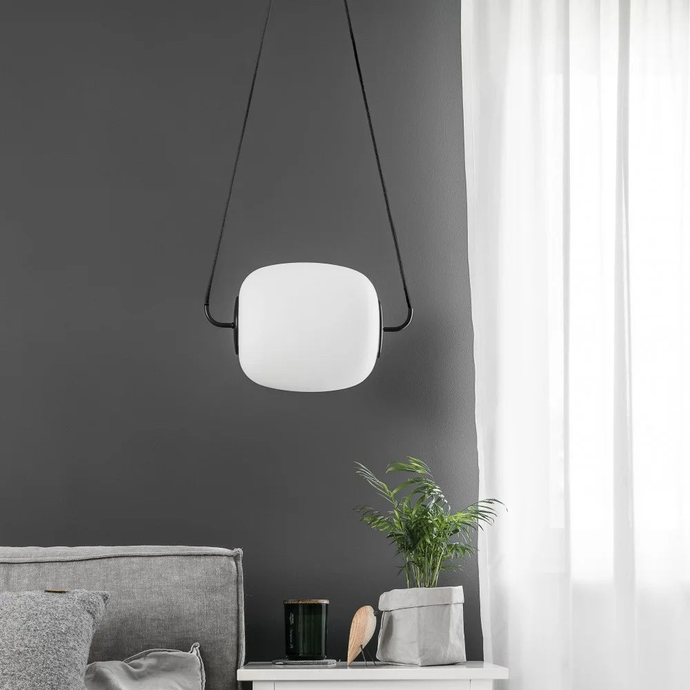 Lampă suspendată EIRVEN — Negru
