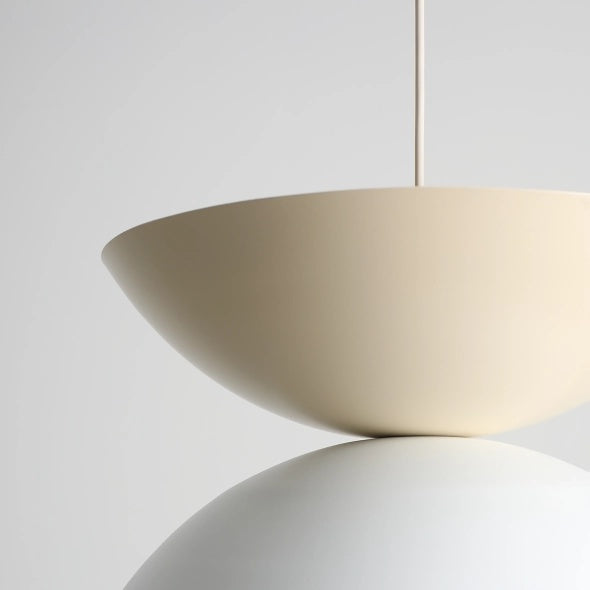 Lampa suspendata OTTA