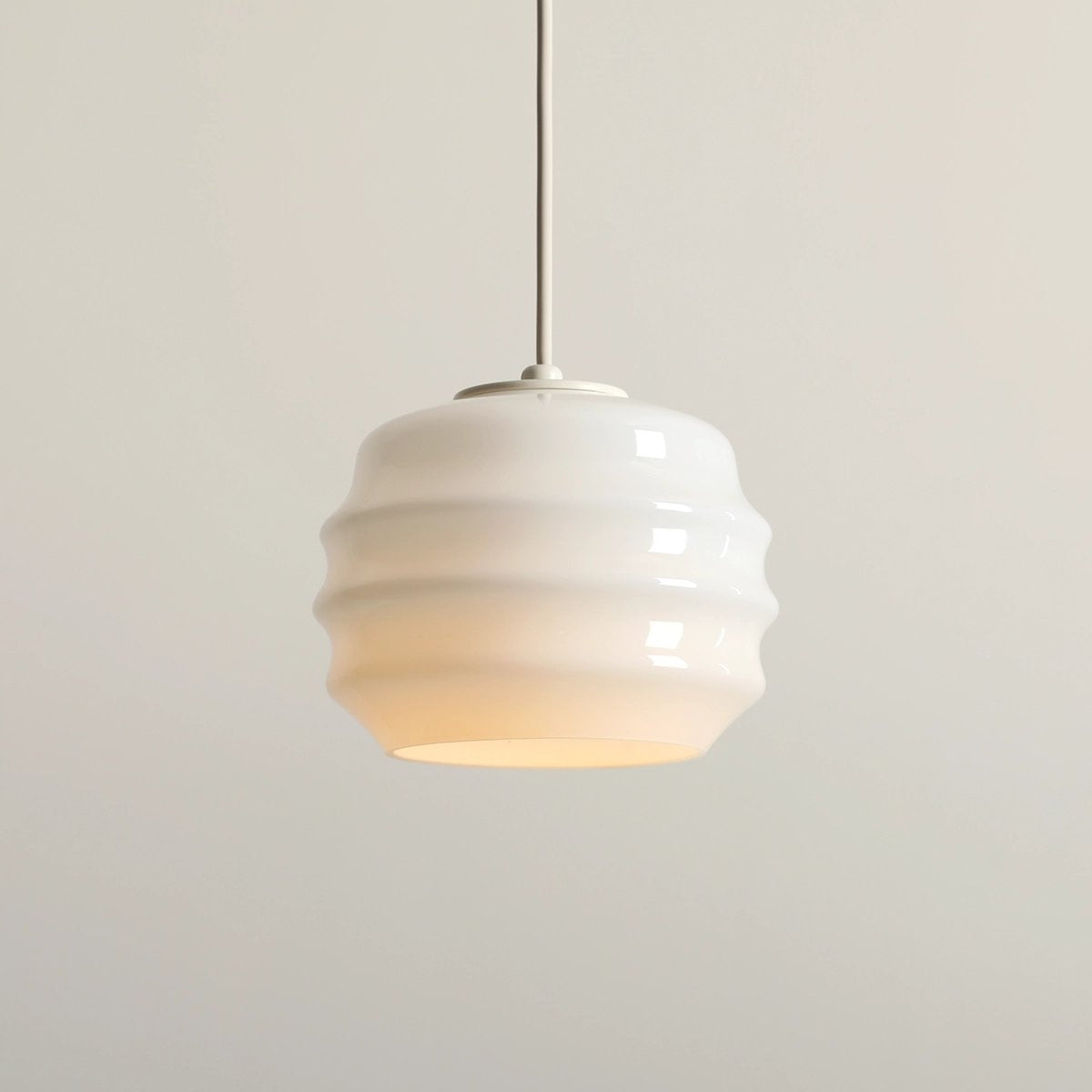Lampa suspendata MOLN
