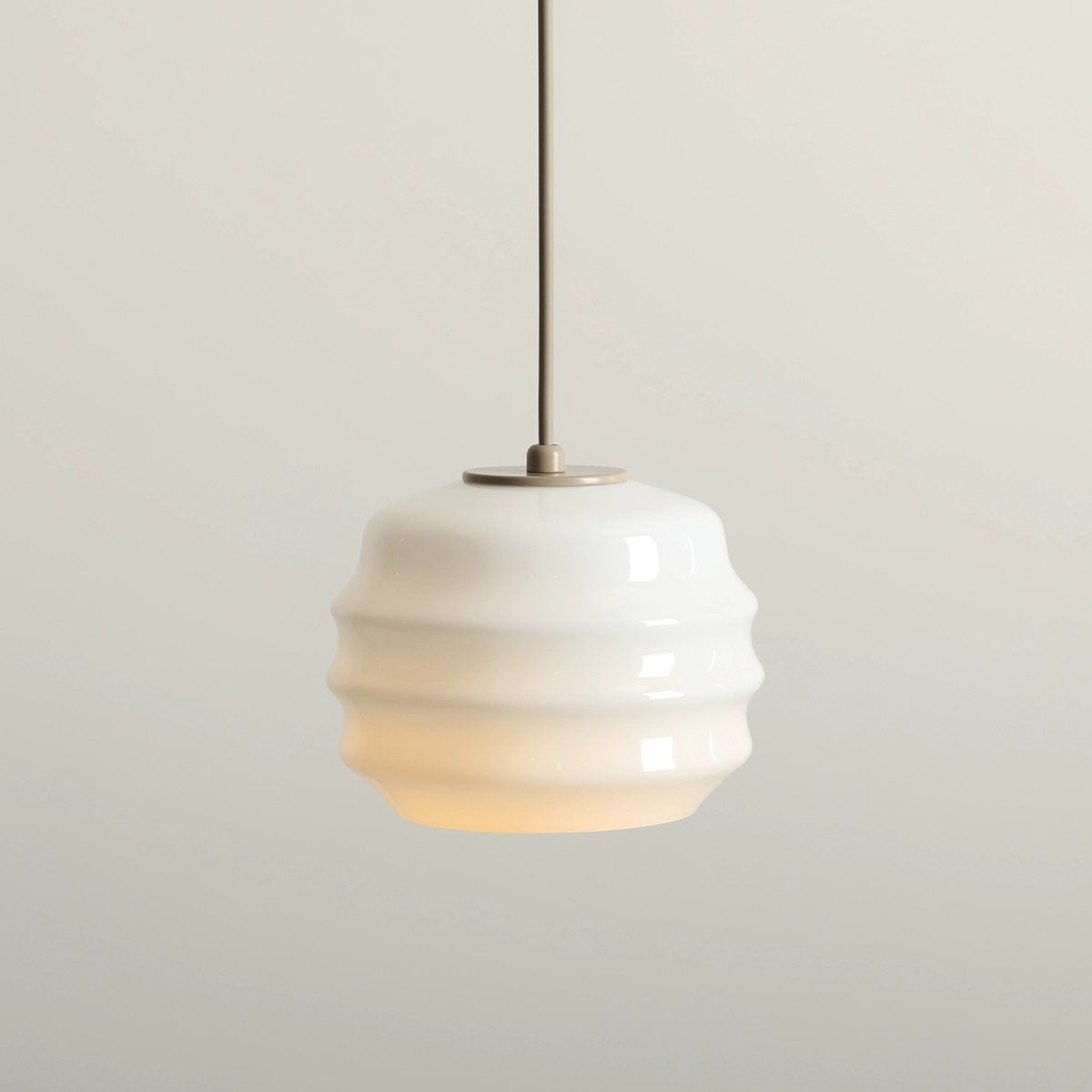Lampa suspendata MOLN