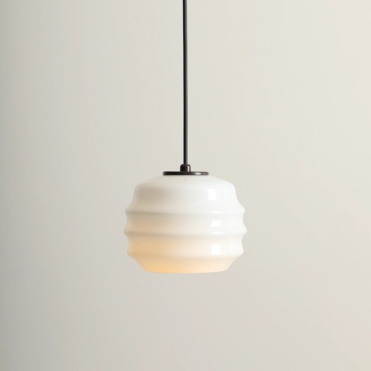 Lampa suspendata MOLN